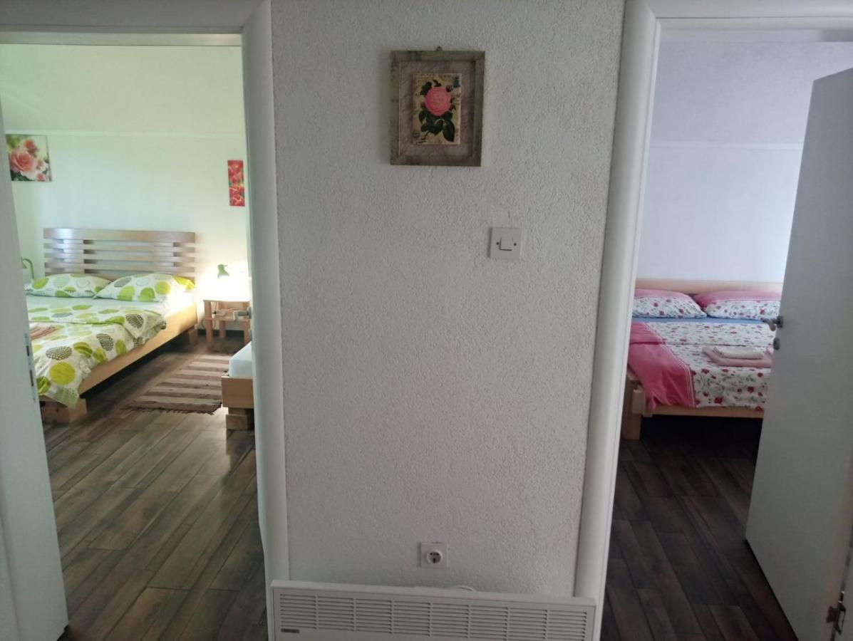 Apartment Gradina Korenica Exterior foto
